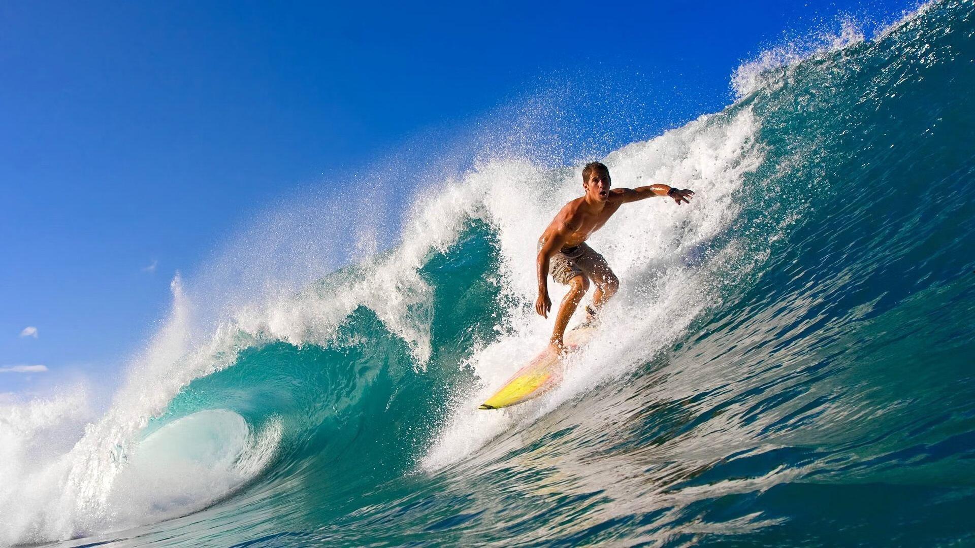 23岁新星打破尘封15年世界纪录，田径史上再添传奇